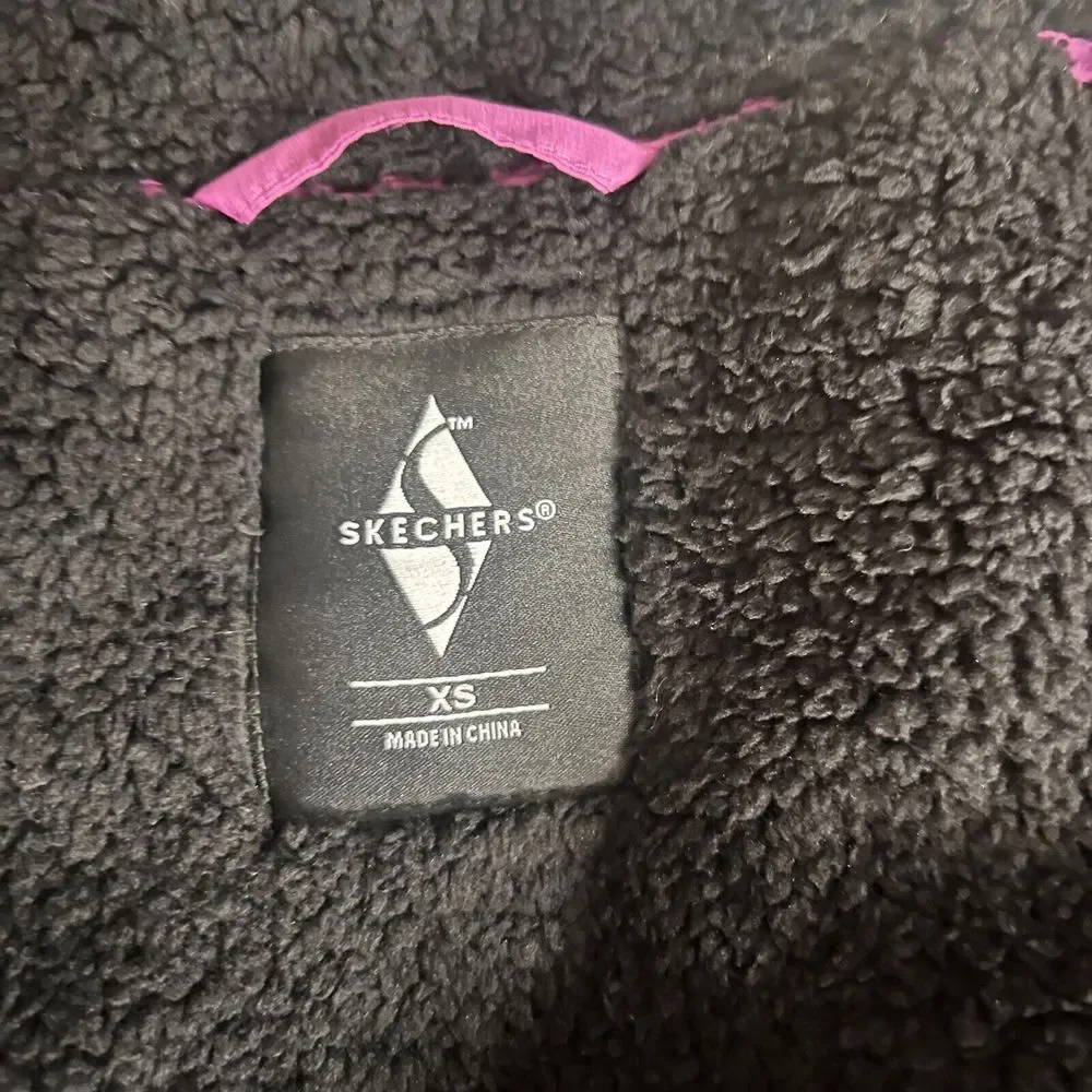 Skechers‎ Everyday Puffer Vest Womens XS Purple Black Quilted Sherpa W3JA243 NEW